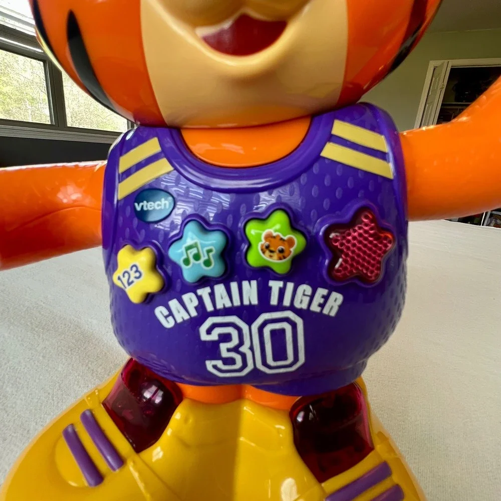 VTech Captain Tiger Basketball Interactive Motorized Dancing‎ Toy VT24342 Orange
